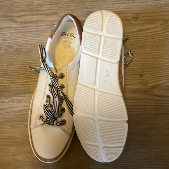 NEW ARA HIGH SOFT MENS WHITE LEATHER SNEAKERS SIZE 8.5 - Picture 5 of 5